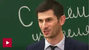 Алихан Динаев о любимой музыке и литературе