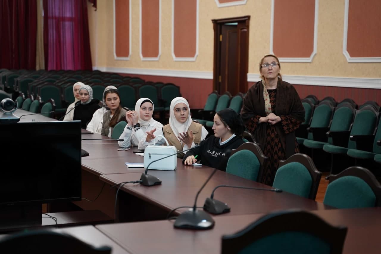 В ЧГПУ продолжается серия научно-практических семинаров для студентов по работе над научными статьями
Факультет технологии и менеджмента в образовании
Кафедра педагогики
Институт непрерывного образования