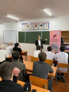 Координационный центр ЧГПУ провел образовательно-просветительскую встречу со школьниками с. Кень-Юрт»