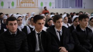ЧГПУ продолжает профориентационную работу со школьниками