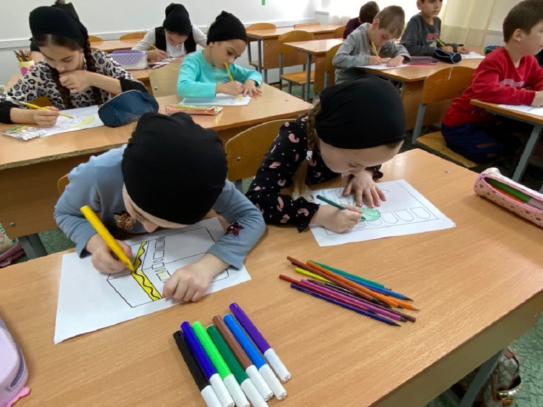 В ГБУ «Шатойский С-РЦН» социальные  педагоги провели беседу на тему: «Рамадан»!