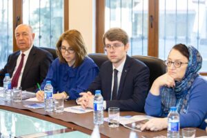 В Русском доме в Баку состоялся круглый стол «Межвузовское взаимодействие»