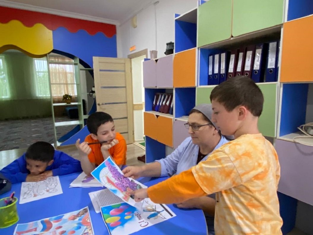 Познавательное занятие, посвященное ко Дню весны и труда прошло в Шалинском С-РЦН