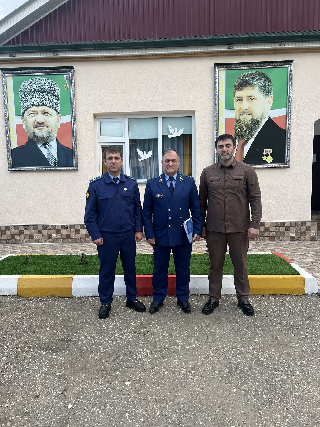 Личный прием граждан прокурором Гудермесского района в ГБУ “Гудермесский ЦСПСиД”