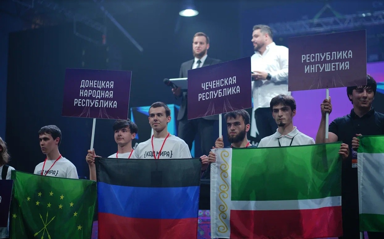 Открыты первые в России Международные соревнования по спортивному программированию