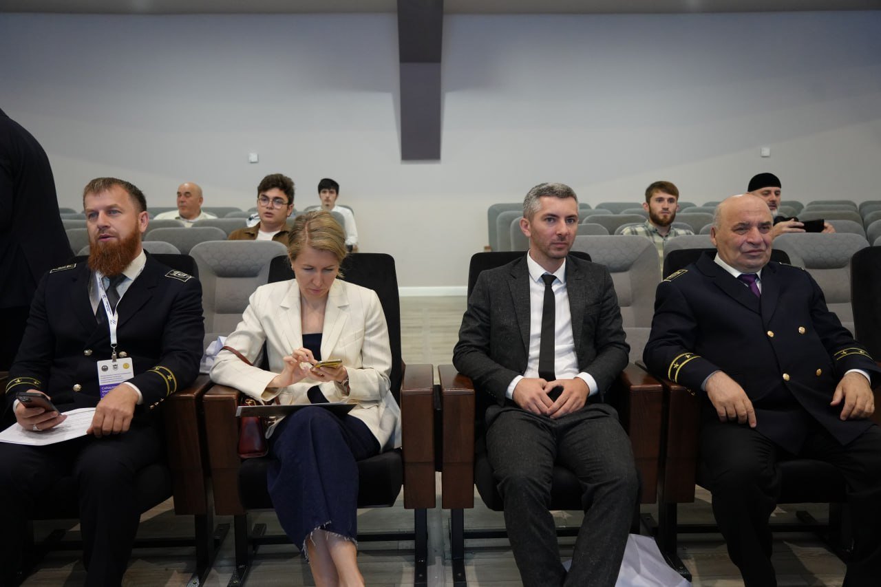 Глобальные и региональные аспекты низкоуглеродного развития обсудили в Грозном