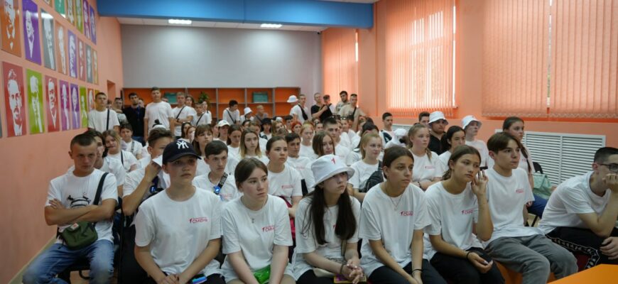 Образование: изображение отсутствует