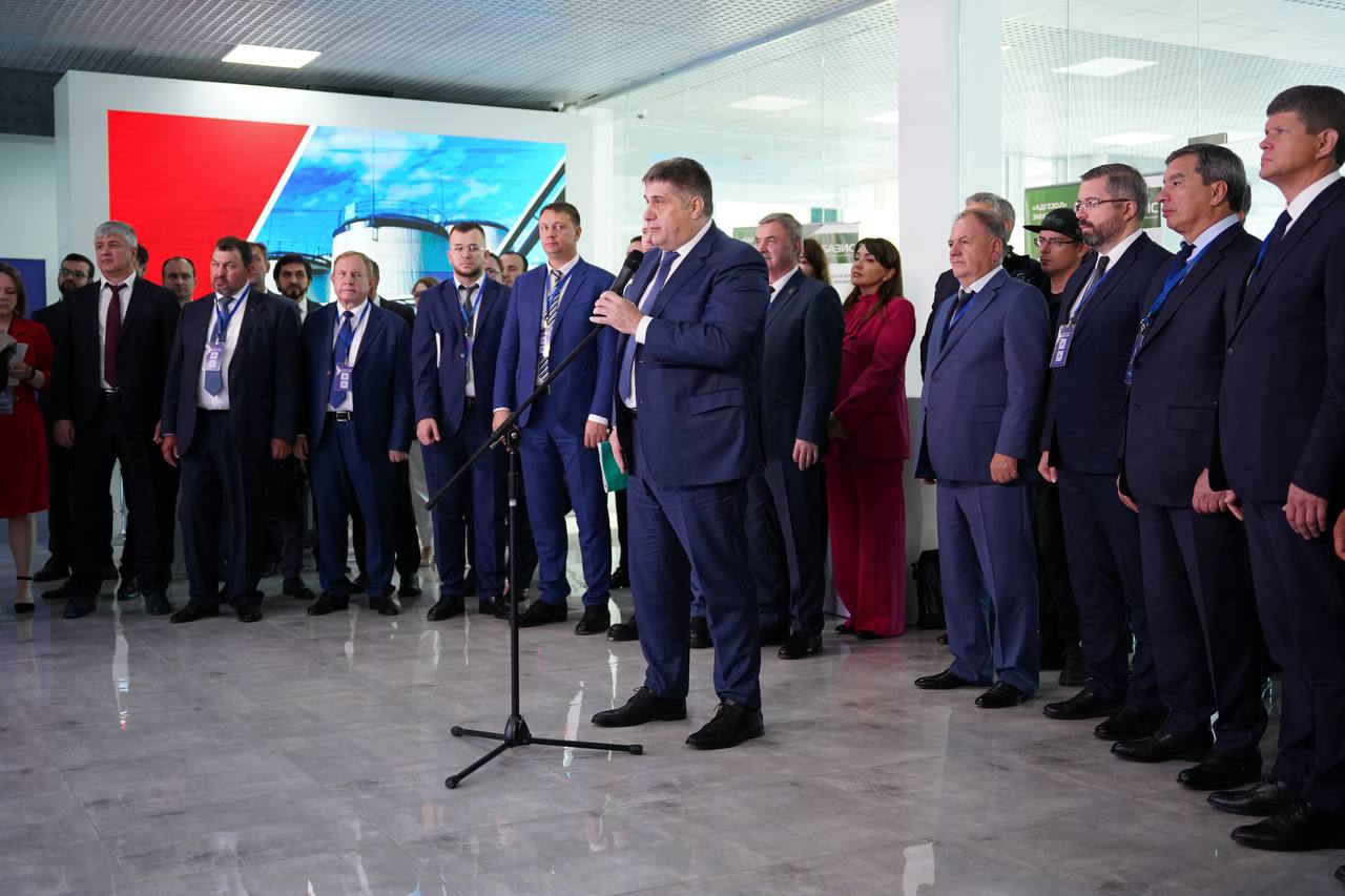 В ГГНТУ состоялась торжественная церемония ввода в эксплуатацию объектов Федеральной дорожной сети в режиме телемоста