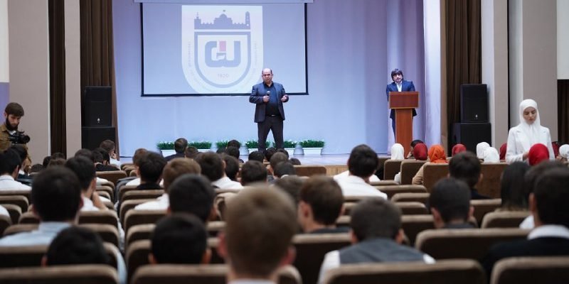 Образование: изображение отсутствует