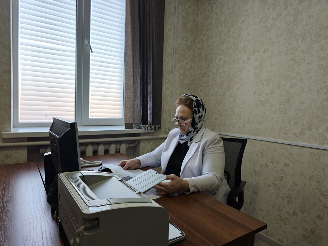 Знакомьтесь: Асуева Луиза Алаудиновна – заместитель директора ГБУ Шалинского социально-реабилитационного центра для несовершеннолетних