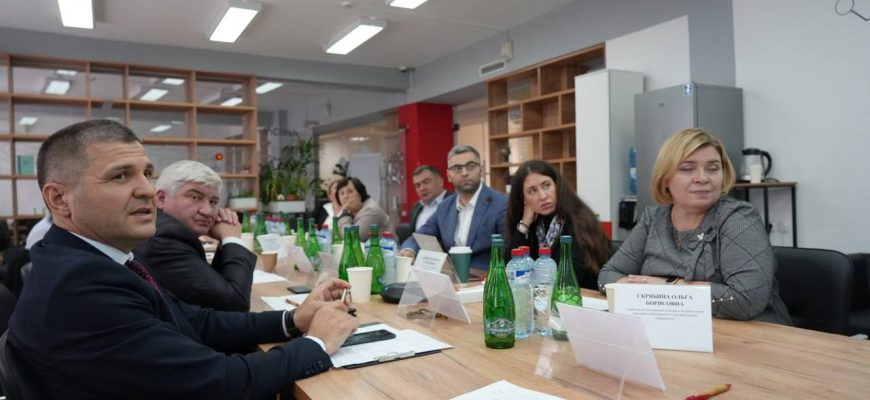 Образование: изображение отсутствует