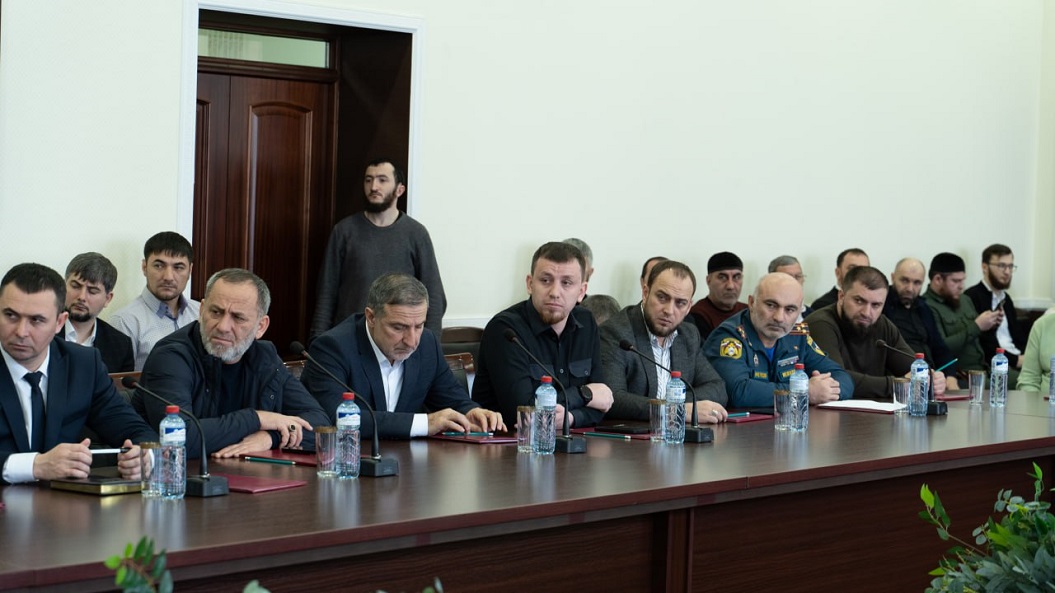 Министр Усман Баширов принял участие в выездном совещании Руководителя Администрации Главы и Правительства ЧР Галаса Таймасханова в Гудермесе