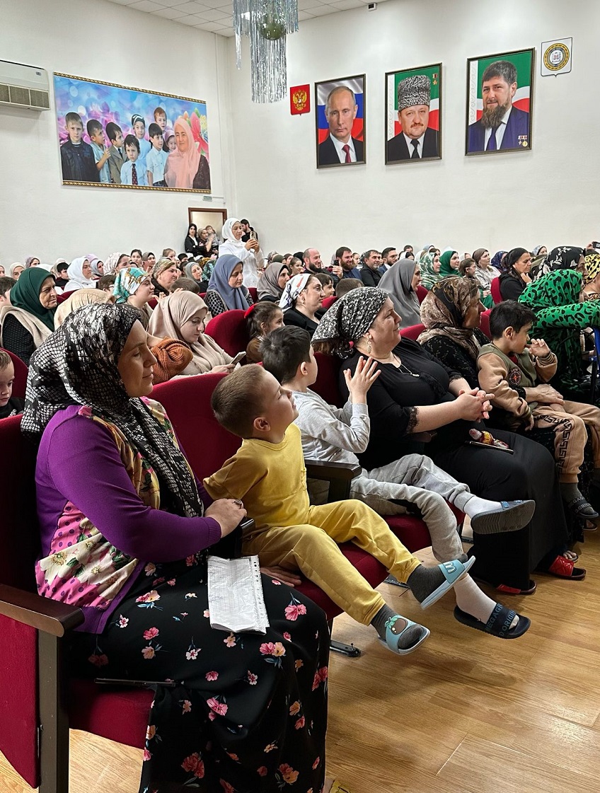 В ГБУ «Республиканский РЦДПОВ им. И.С. Тарамова» организовали литературно-музыкальная композиция «Доблесть, отвага, честь»