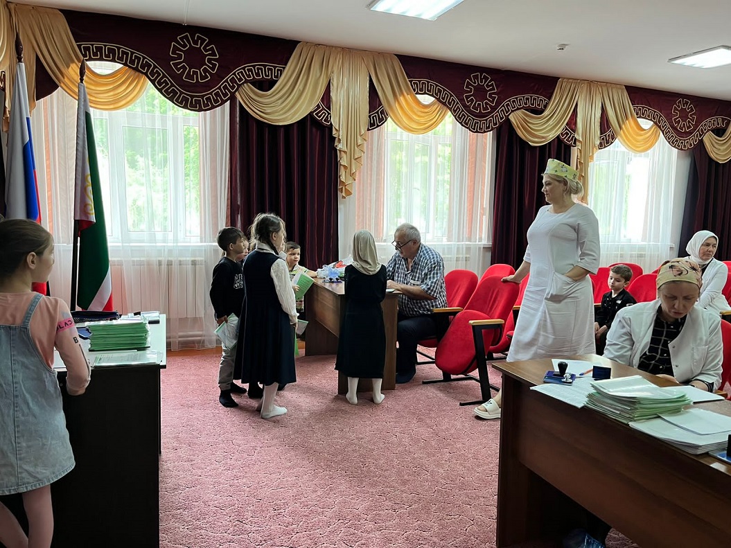 Сотрудники ГБУ «Шелковская ЦРБ» провели диспансеризацию воспитанников ГБУ «ЦСРОН» ст. Шелковской.
