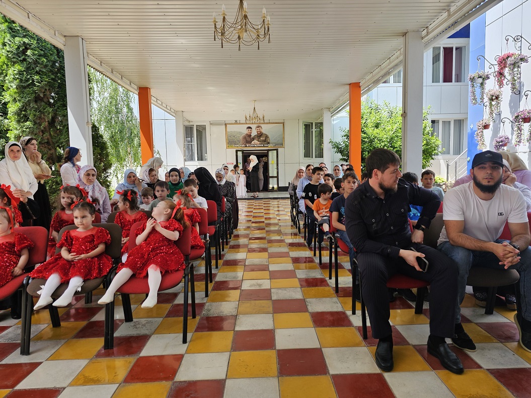 Воспитанники Шалинского С-РЦН в День защиты детей получили от организаторов замечательный праздник