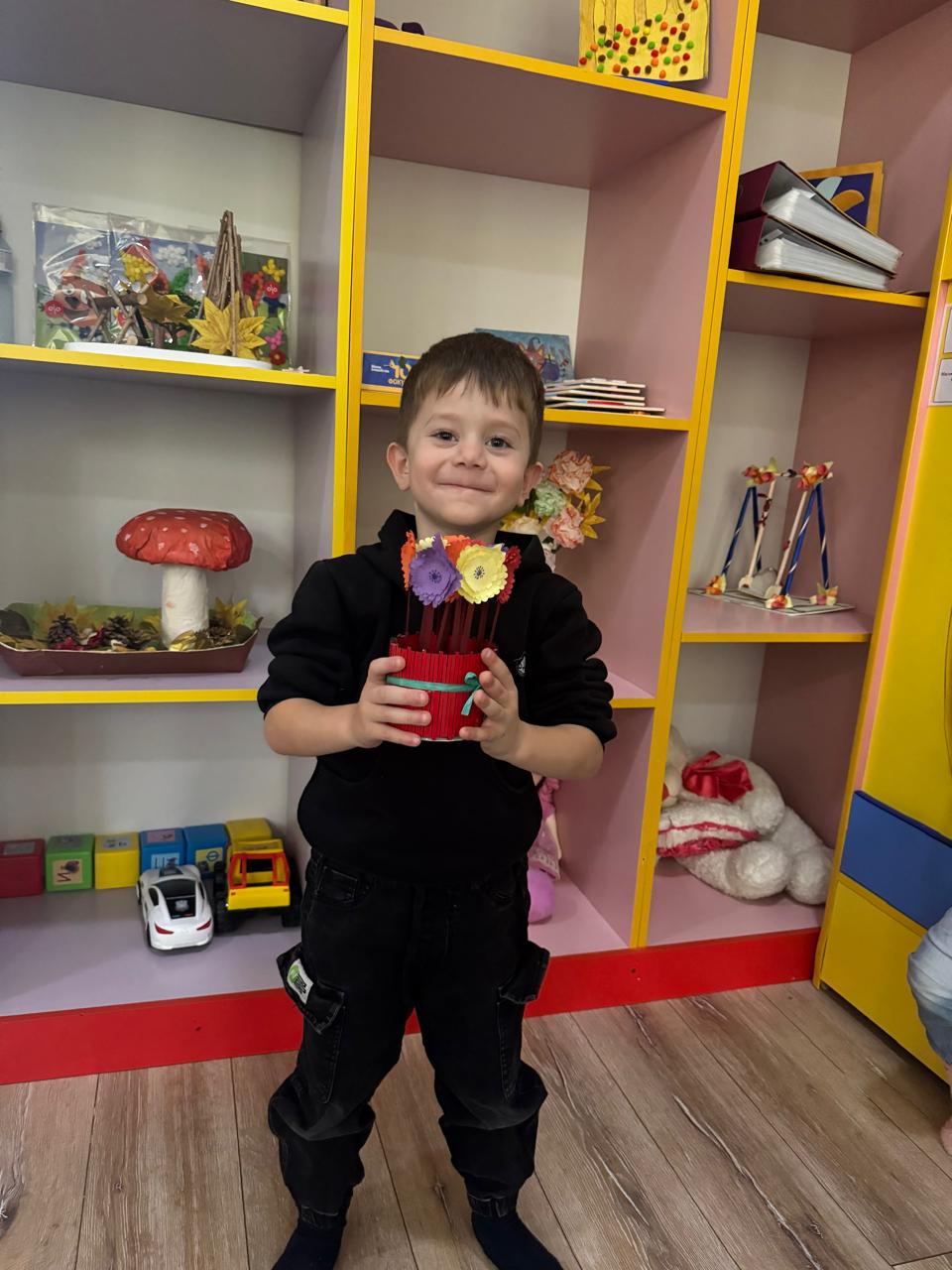 ЦВЕТЫ ДЛЯ МАМЫ