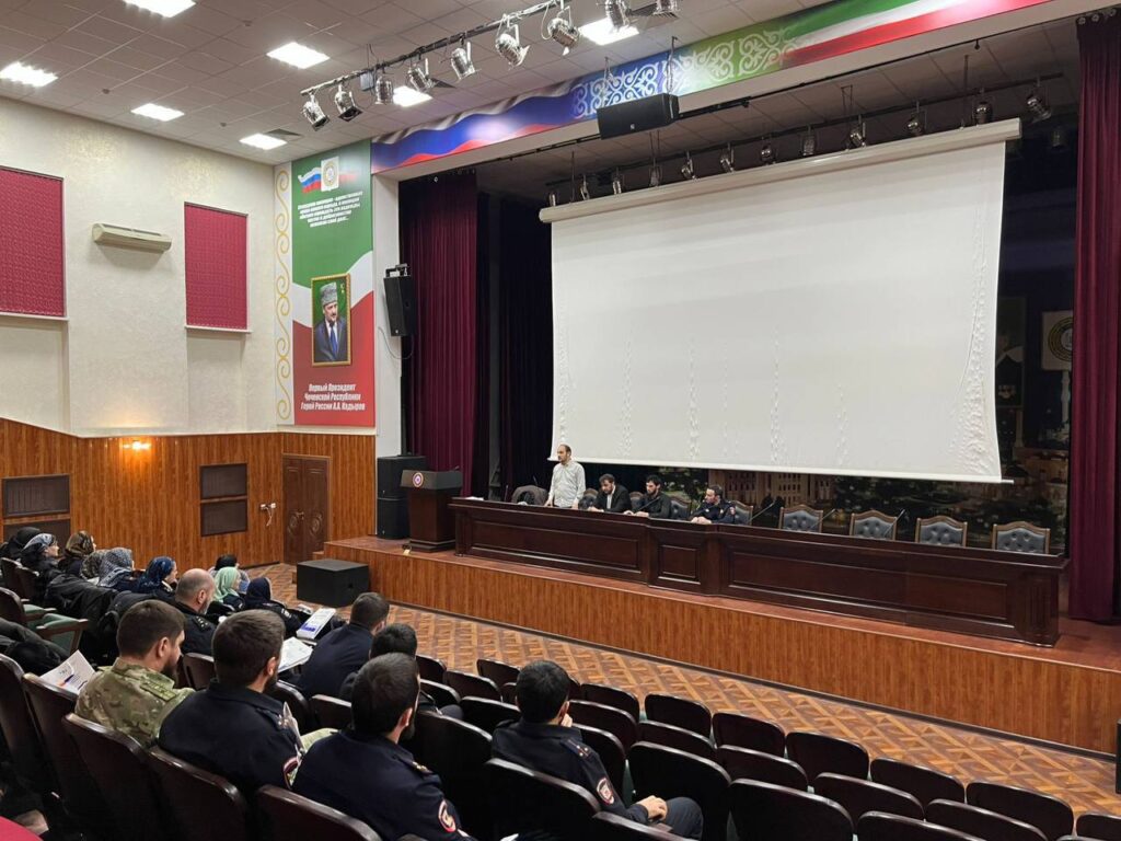 Сотрудники Координационного центра ЧГПУ провели семинар для психологов правоохранительных органов ЧР