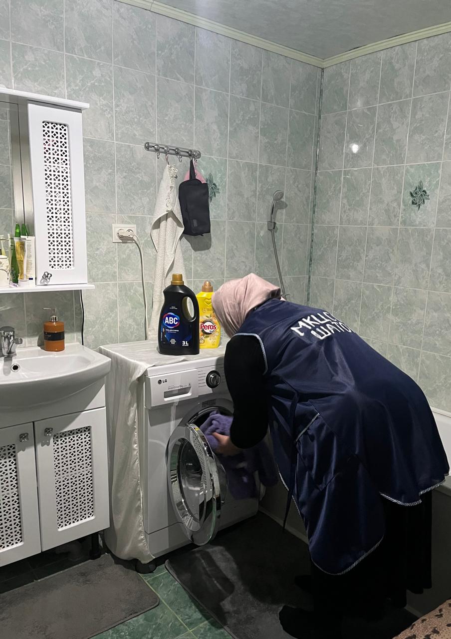 Согласно графику посещения получателей социальных услуг поставщики социальных услуг