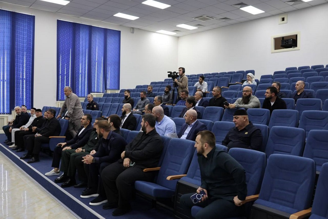 Заместитель председателя Правительства ЧР – министр труда, занятости и социального развития ЧР Усман Баширов принял участие в совещание, посвященном подготовке к фестивалю «Беноевская весна – 2025»