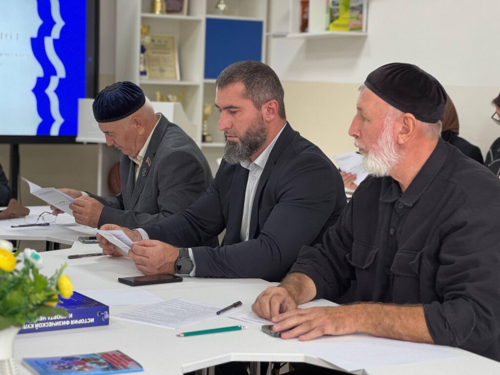 Первокурсники ЧГПУ сделали свои «Первые шаги в науку»