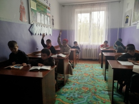 В ГБУ «Грозненский РЦН» провели беседу на тему: «Папа в моей жизни».