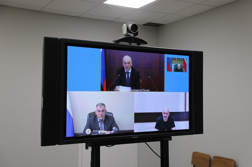 Вице-премьер Правительства ЧР – министр труда, занятости и социального развития ЧР Усман Баширов принял участие в личном приёме граждан заместителя Руководителя Администрации  Президента РФ Магомедсалама Магомедова.
