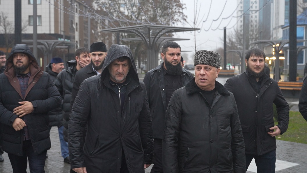 Заместитель председателя Правительства ЧР – министр Усман Баширов провел инспекцию строящихся объектов в Гудермесе.