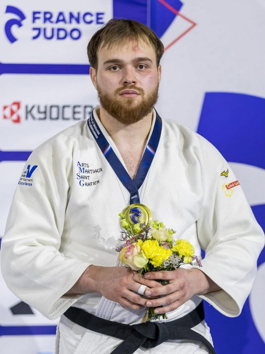 Бронза чемпионата Франции у Хамзата Сапарбаева