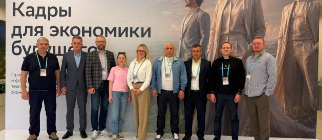 Заместитель Председателя Правительства ЧР — Министр Усман Баширов принимает участие в семинаре обучения, проходящем на базе СберУниверситета в Москве