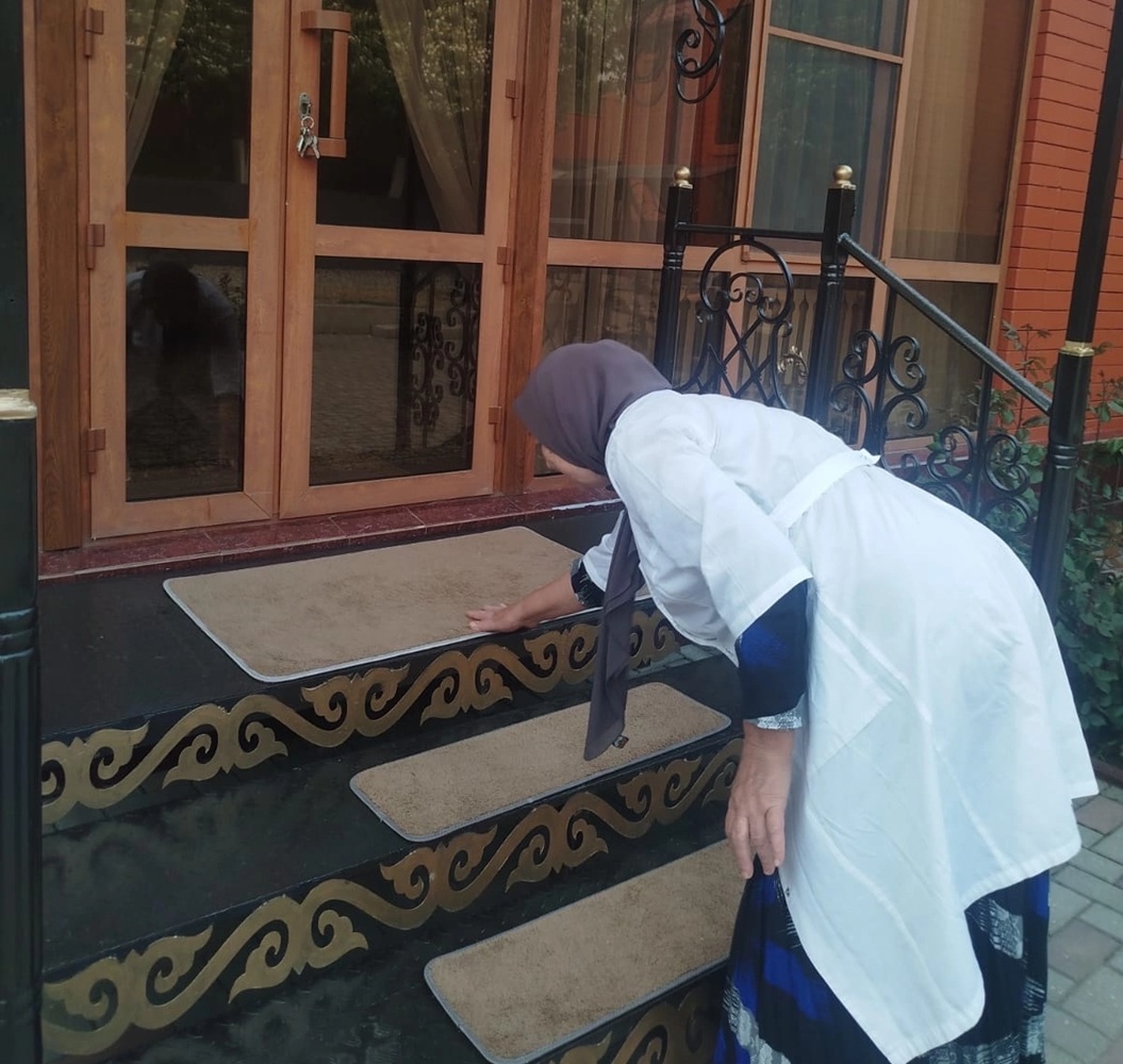 ГБУ “КЦСОН” НОЖАЙ-ЮРТОВСКОГО РАЙОНА: Забота, которая согревает: история одной поддержки в селе Галайты