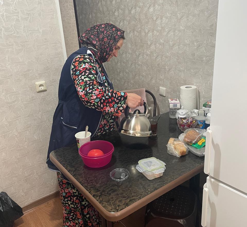Соцработники ГБУ “КЦСОН” БАЙСАНГУРОВСКОГО РАЙОНА в рамках национального проекта «Семья», уделяют особое внимание адресной поддержке граждан с ограниченными возможностями здоровья